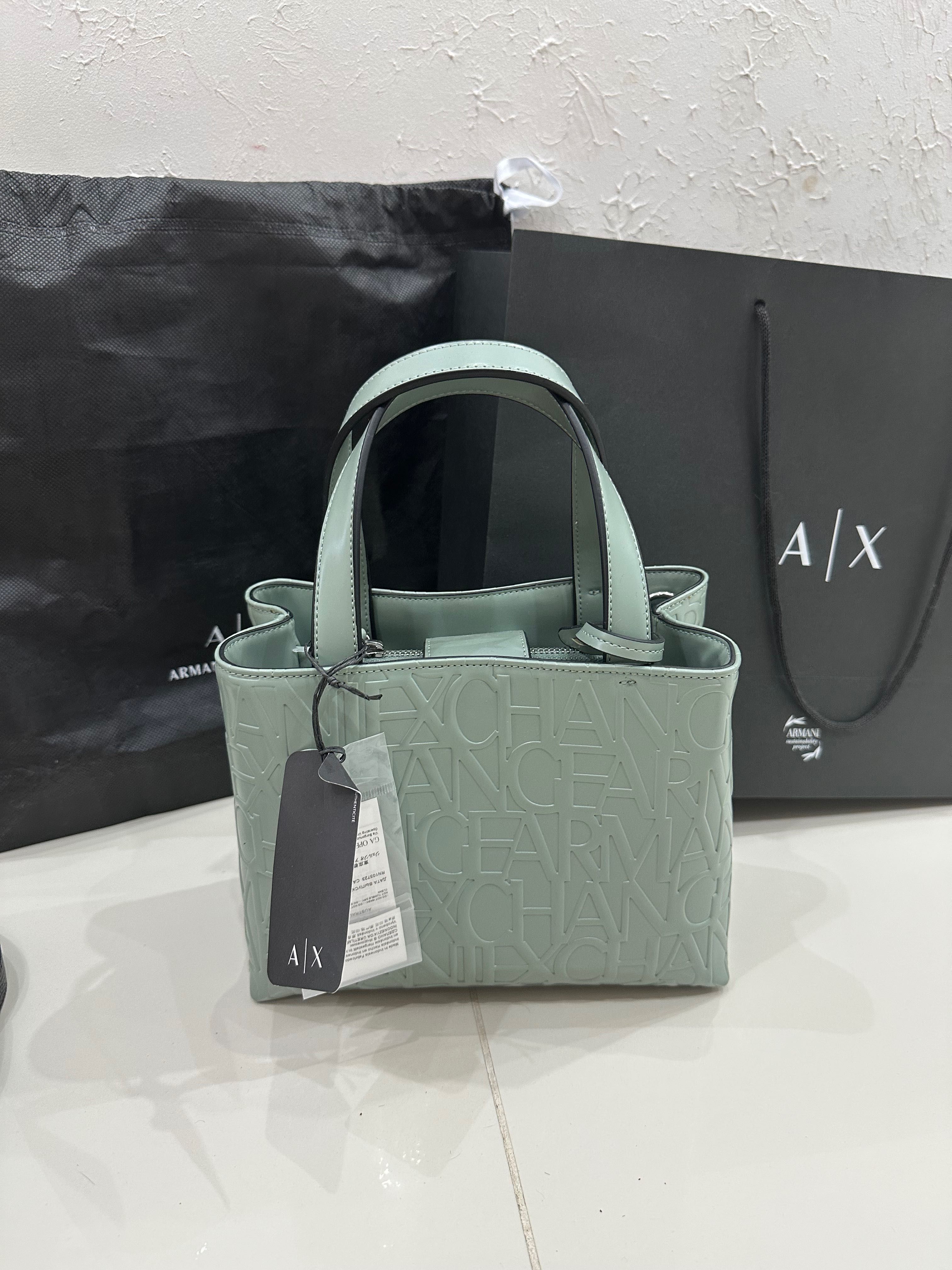 Дамска чанта - Armani Exchange