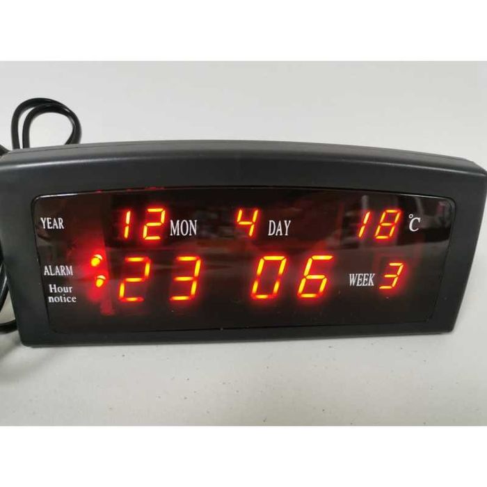 Ceas digital de masa 909A cu LED rosu, alarma calendar si temperatura