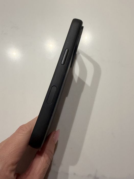 Кожен калъф iphone 17 pro