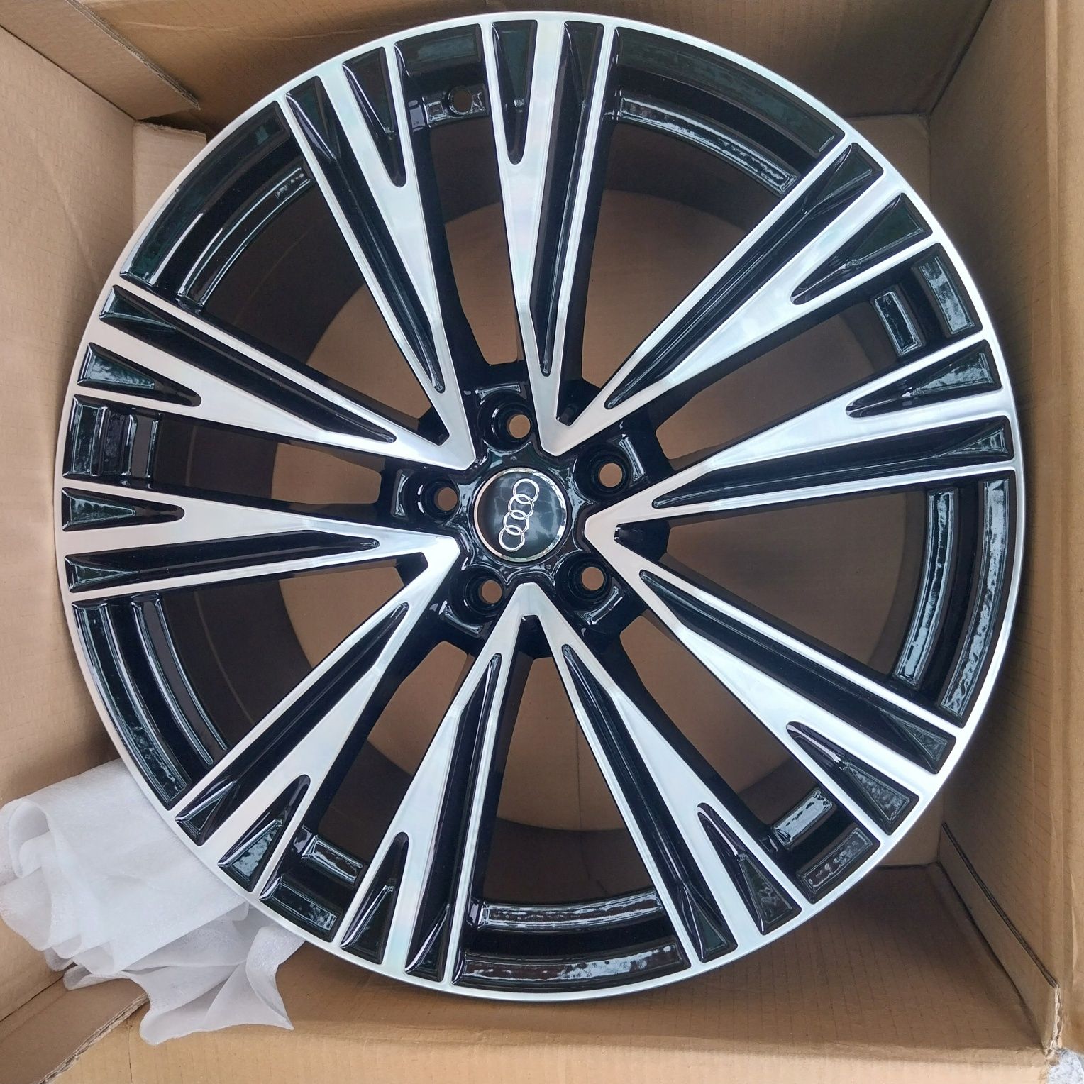 17"цола rs джанти за Audi,VW нов модел A3 A4 A5 A6 A7 A8 Q3 Q5 Промо
