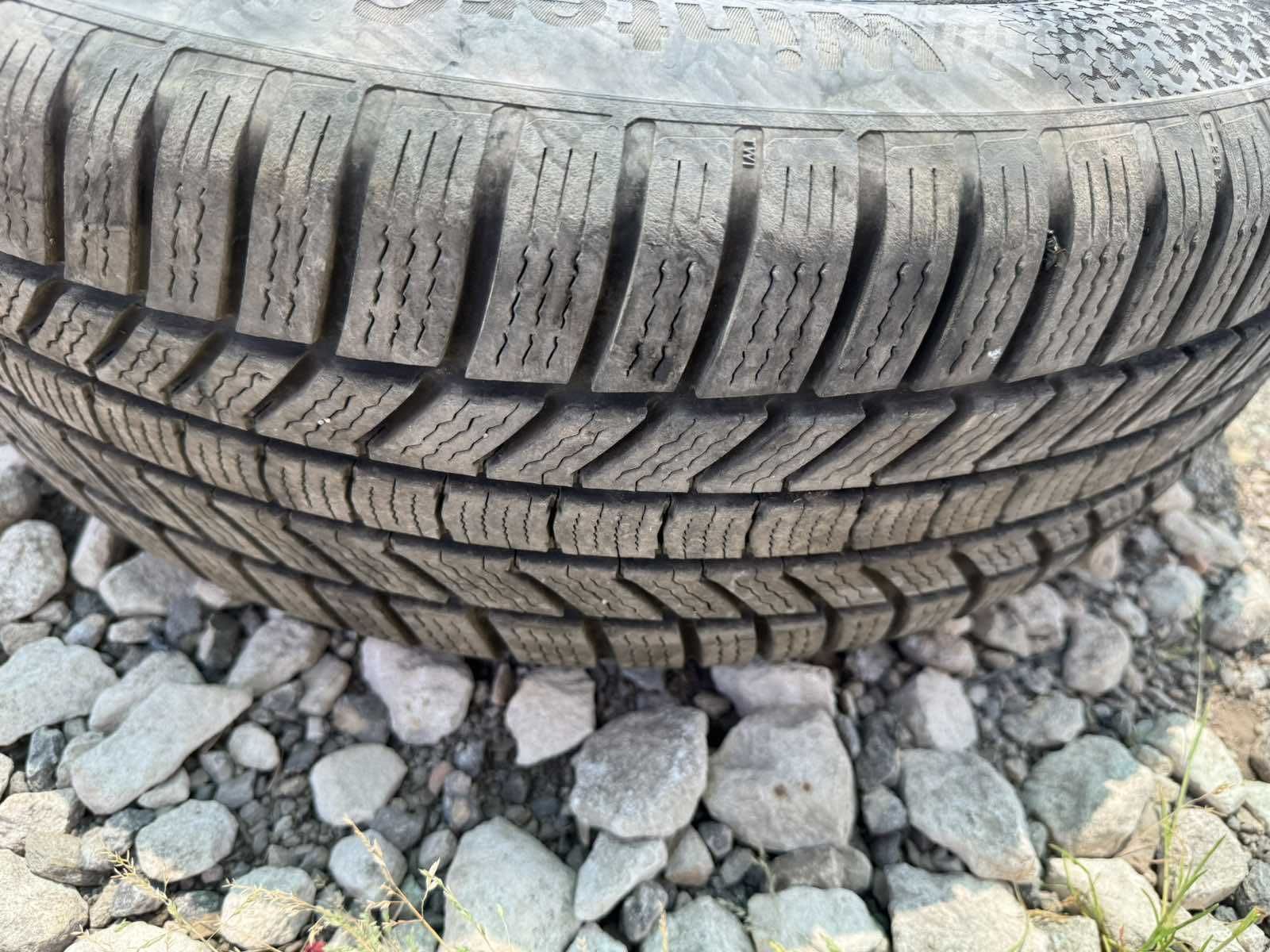 Toyota Оргинални  Алуминиеви джанти 215 60 R 17