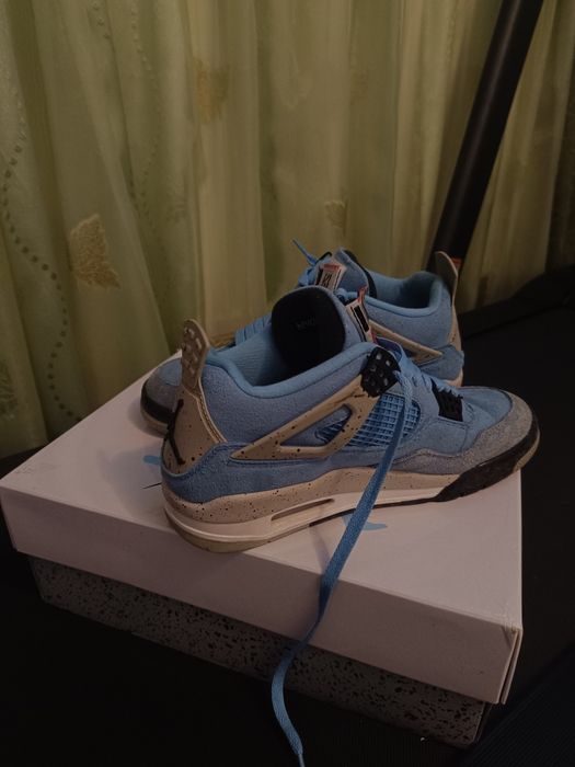 Jordan 4 University Blue - mărimea 41