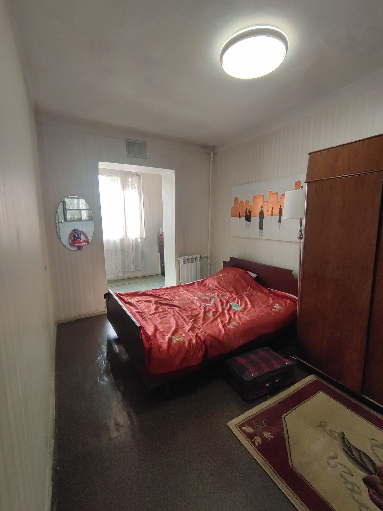Продам 2ком квартиру.Паркентский рынок,Риезий,Шампанский завод