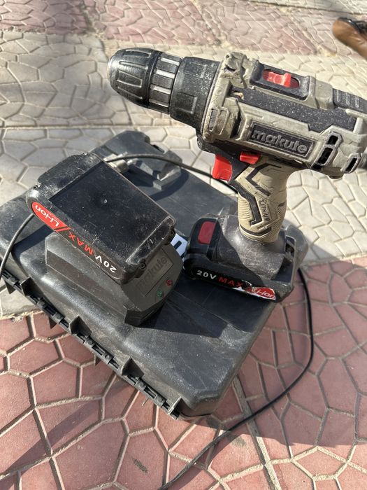Продам шуруповерт Makute 20v