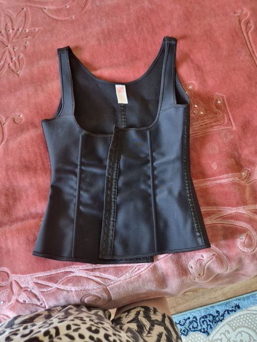 Корсет утягивающий