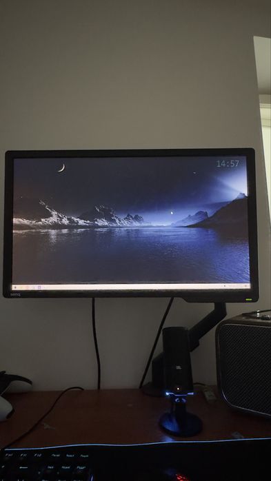 Monitor LED BenQ Gaming Zowie XL2411P 24 inch 1 ms 144Hz cu brat.