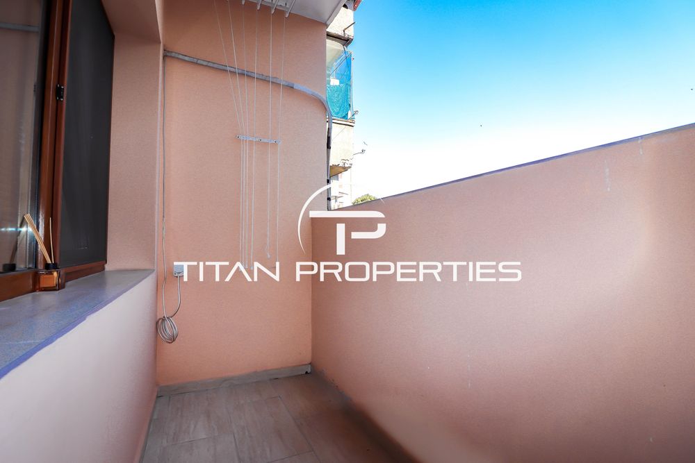 Дава се под наем Тристаен апартамент в Варна, Червен площад - 90 кв.м за 750 € - Снимка #12