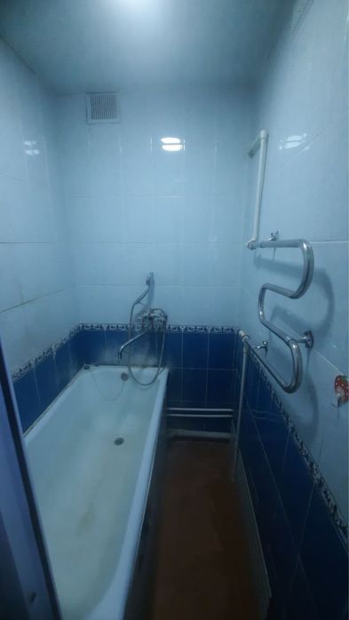 Уй бор Навоийда сотилади