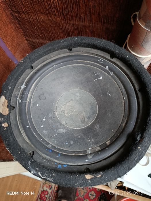 Продам сабвуфер.