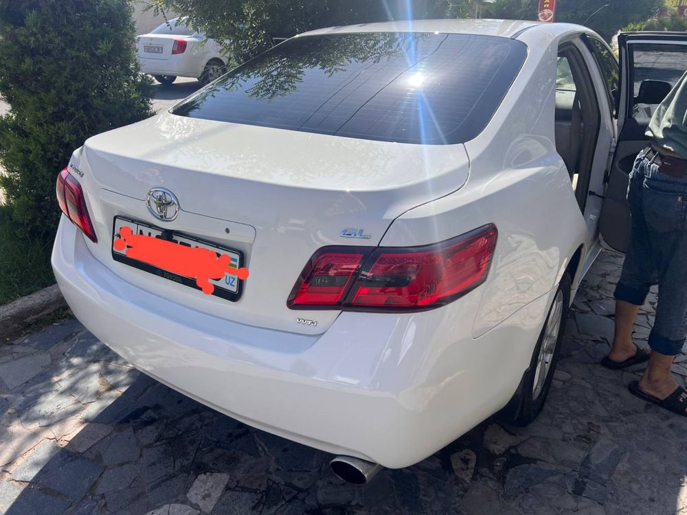 Toyota Camry 40