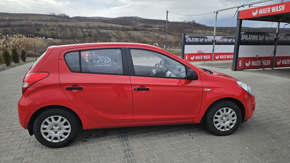 Vând Hyundai I20  1.2 benzină