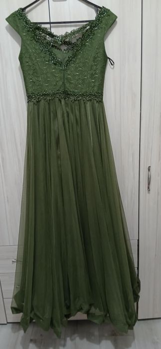 Дълга официална рокля