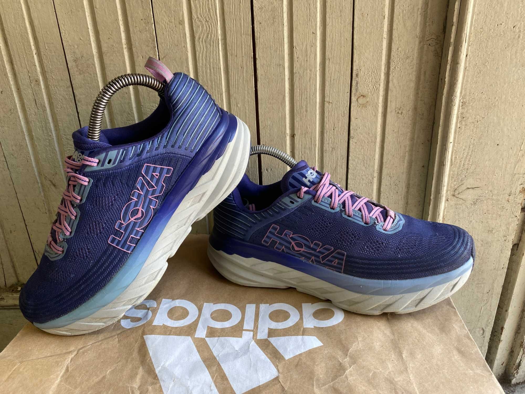 ''Hoka One One Bondi 6''оригинални маратонки 40 номер