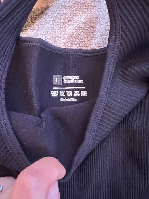 Нов Черен стегнат йога гащеризон