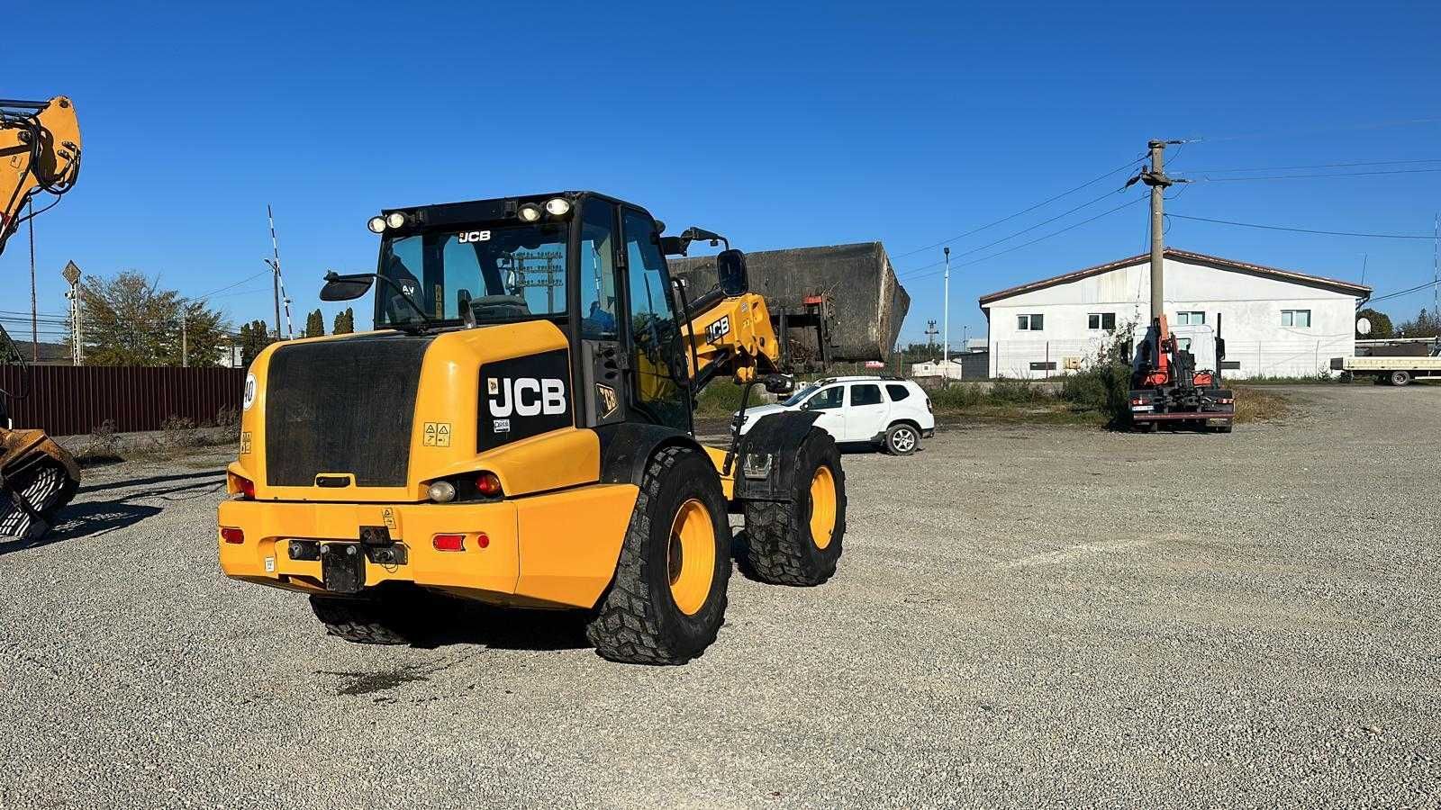 Incarcator frontal JCB TM 310
