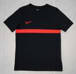 Nike DRI-FIT Strike Tee оригинална тениска ръст 147-158см Найк спорт