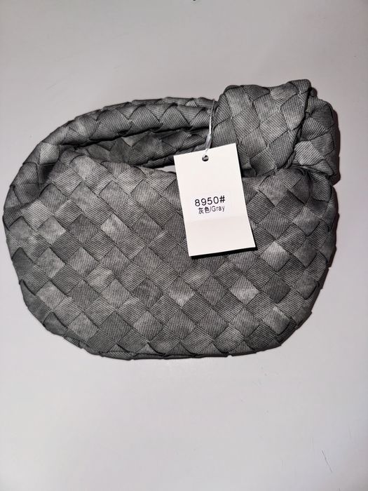 Маленькая сумочка для девушек