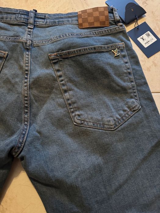 Louis Vuitton-Оригинални чисто нови мъжки дънки Л/52 номер