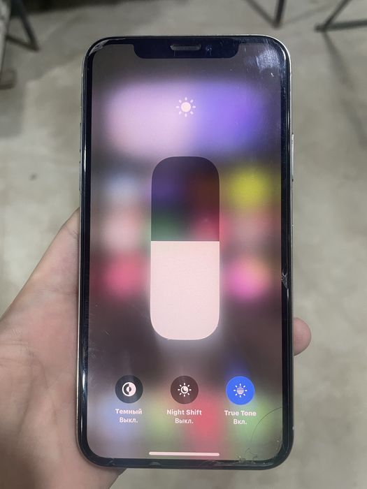 Iphone xs 64 gb sotiladi