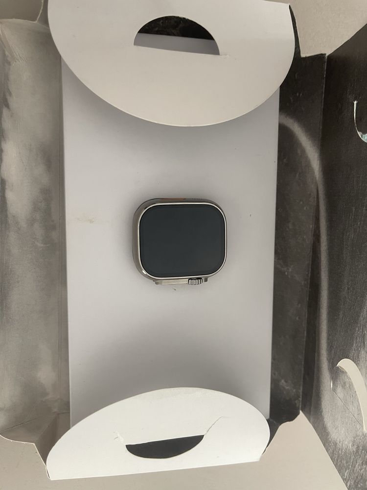 apple watch ultra 2 (носен 2 пъти като нов)