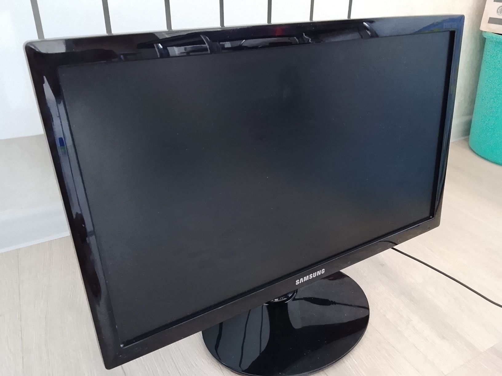 Монитор samsung 19"