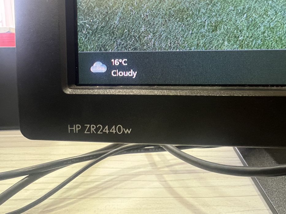 Монитор HP ZR2440W LED IPS