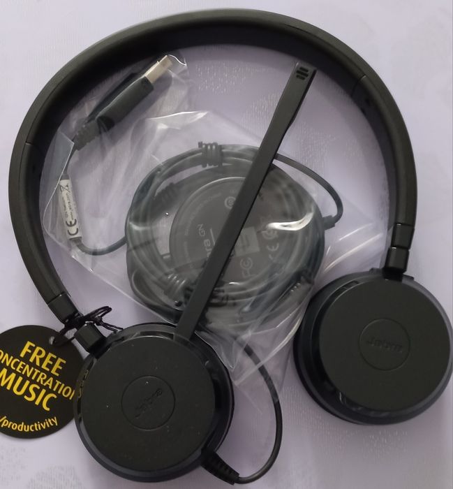 Продам наушники Jabra