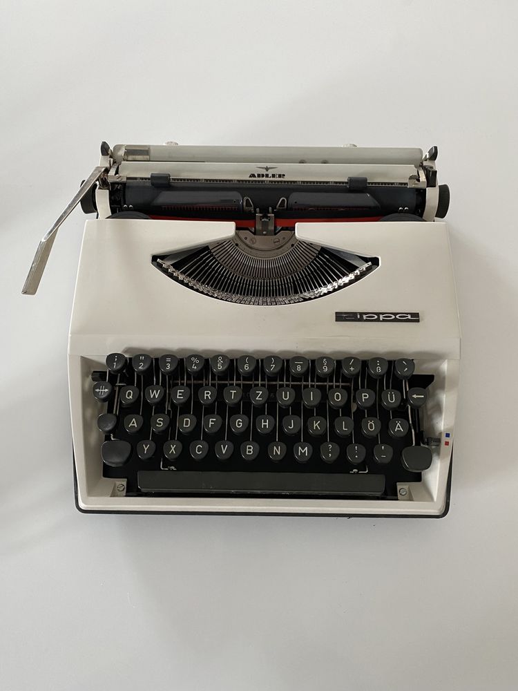 Masina de scris vintage