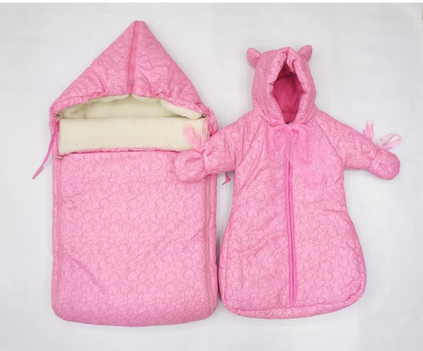 Продам детский комбинезон