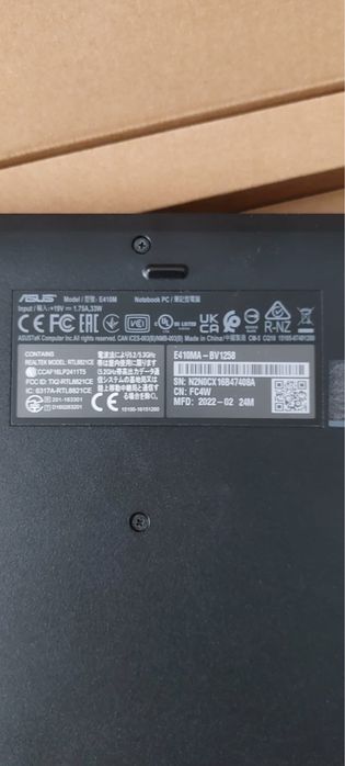 Laptop Asus E410Mdiagonala14”