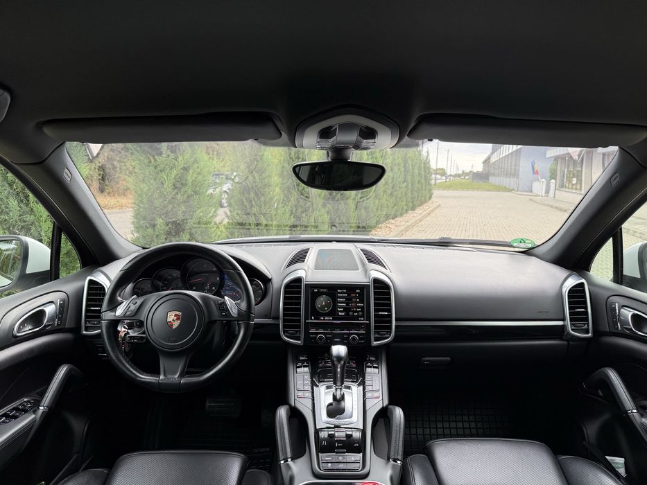 Porsche Cayenne GTS Interior Bi-Xenon Perne Camera Webasto