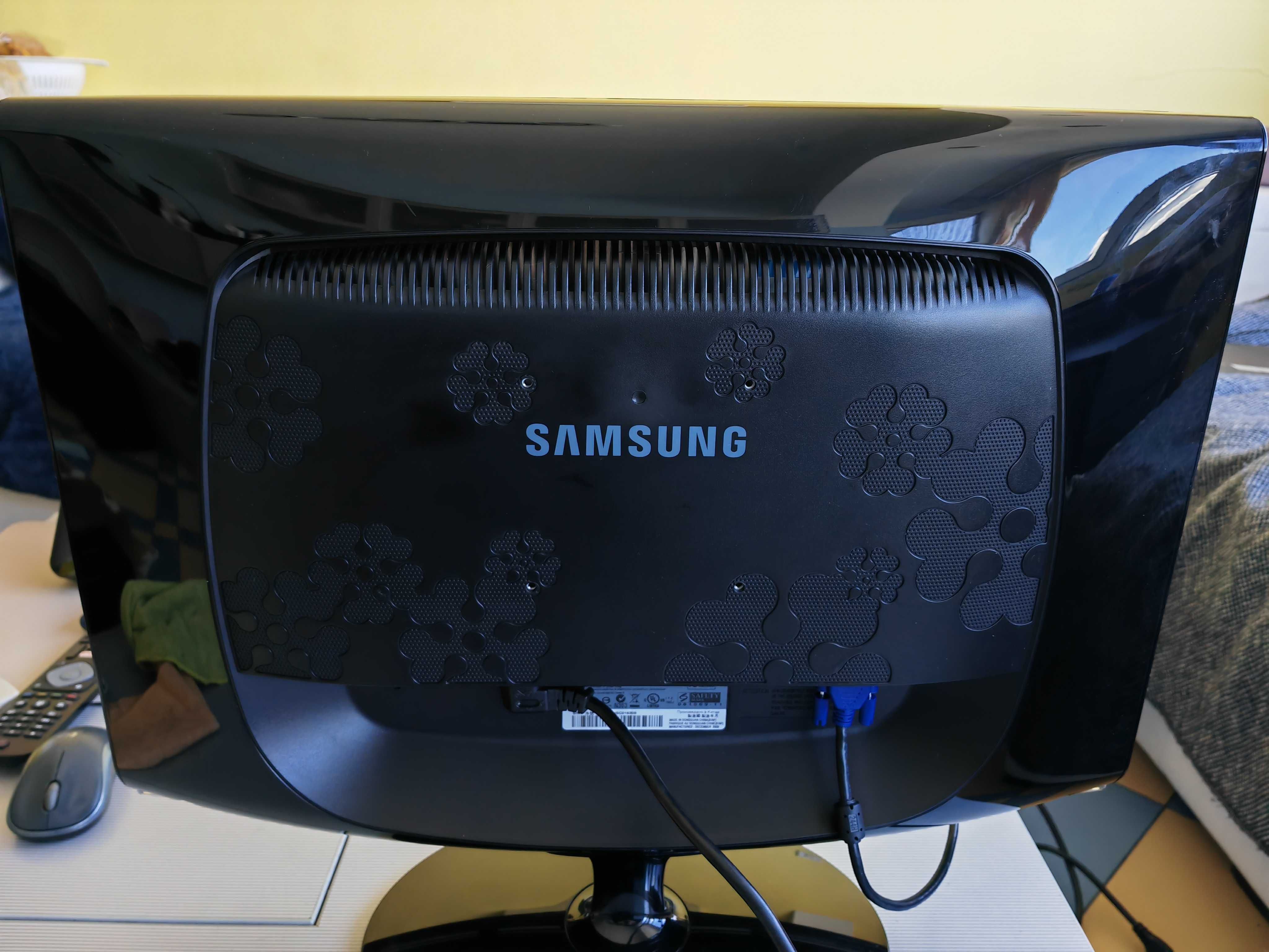Samsung Sync master 2433BW Bussines class monitor
