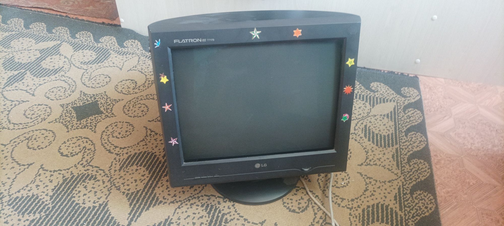 Продам монитор старый