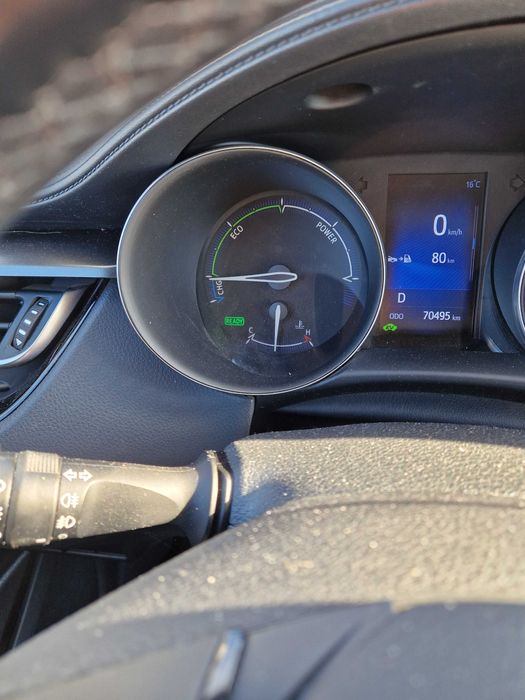 Toyota c-hr 1,8 hibrid 70000 km. anul 10/2018