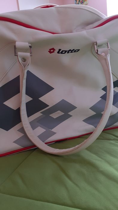Кожена спортно-елегантна плажна чанта Lotto