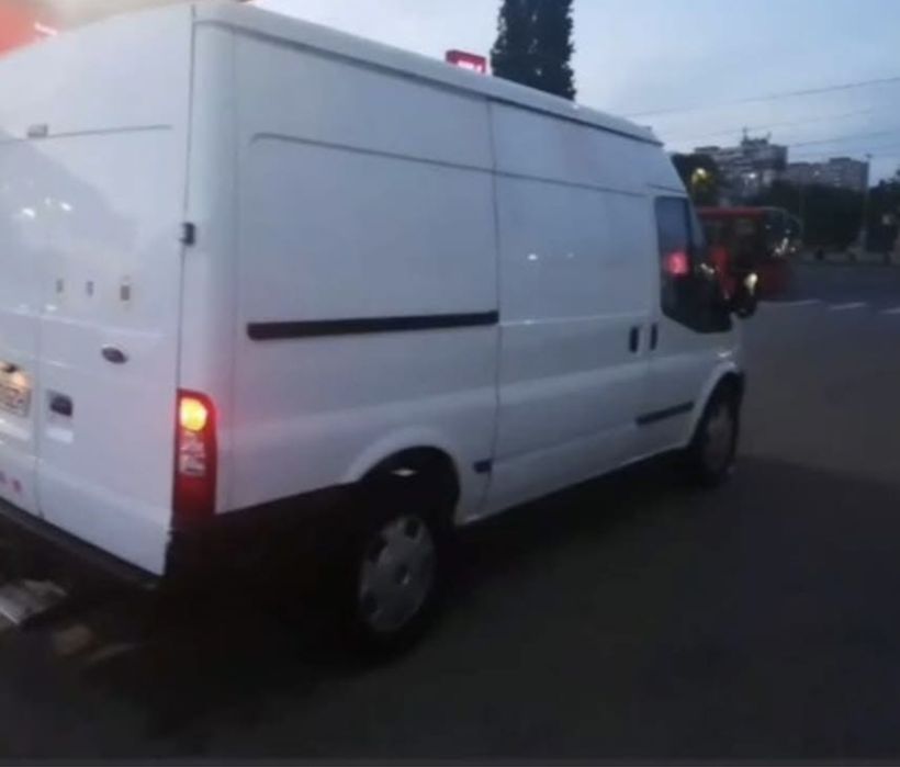 Transport marfa Ford Transit