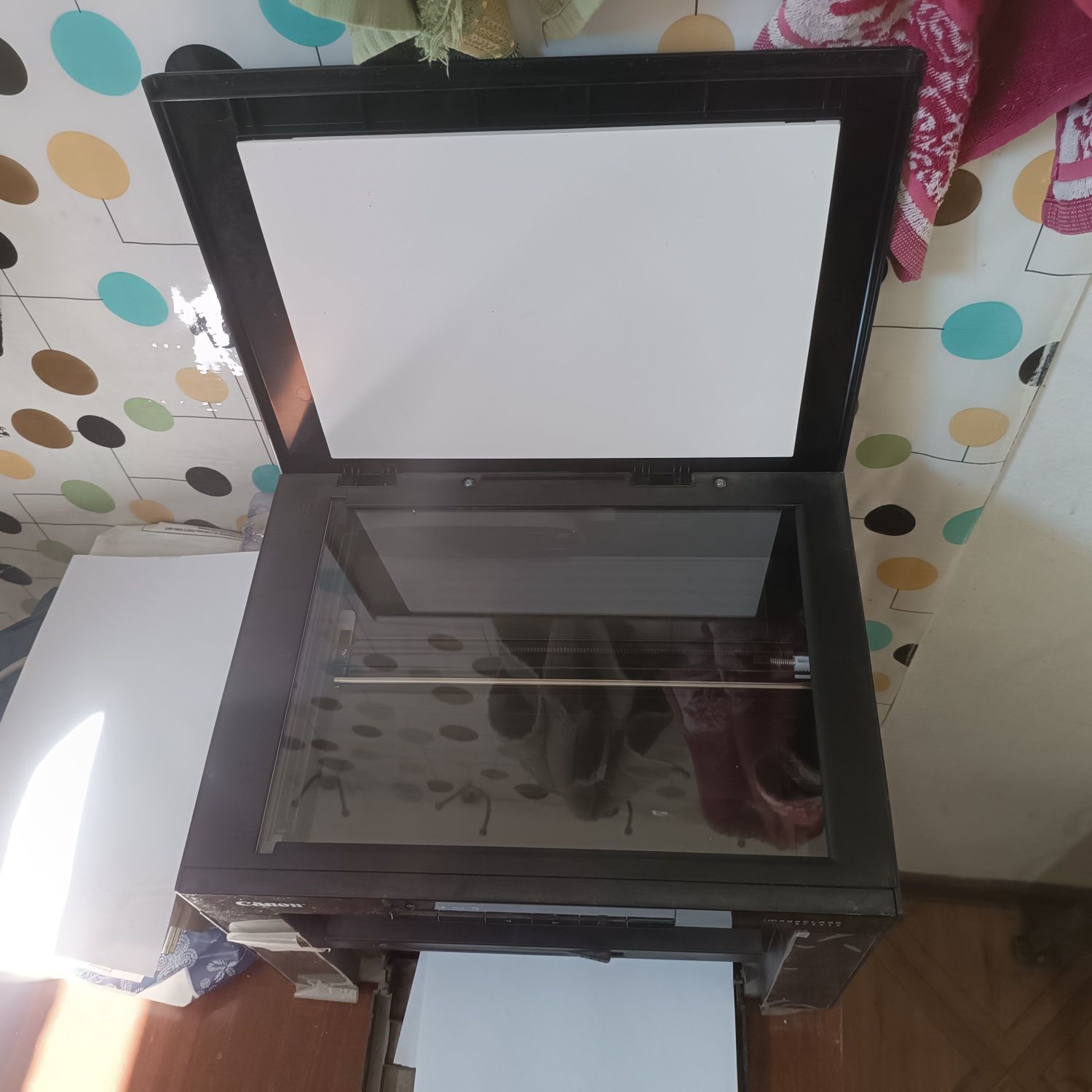 Printer Canon MF 3010 holati yangi srochna sotiladi
