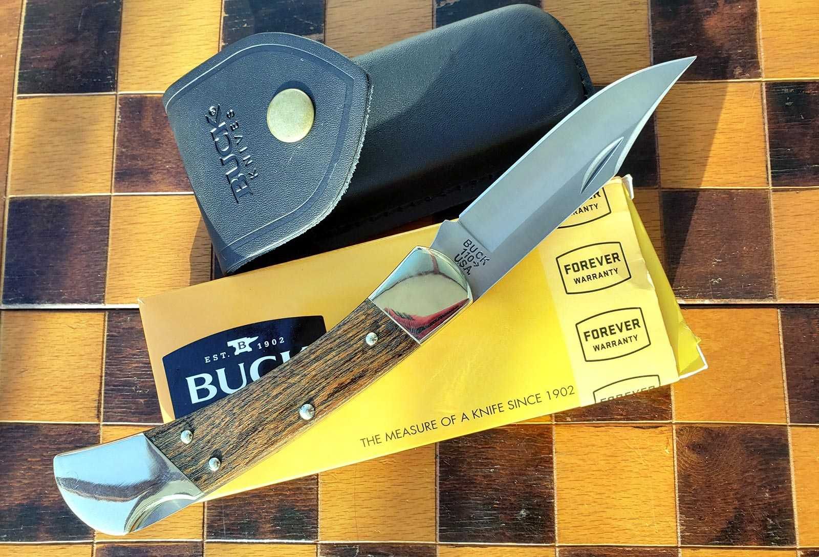 Briceag Buck 110 Hunter, cutit vanatoare, pescuit, drumetie