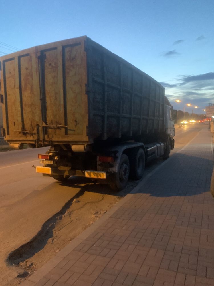 Container pentru diferite utilizari