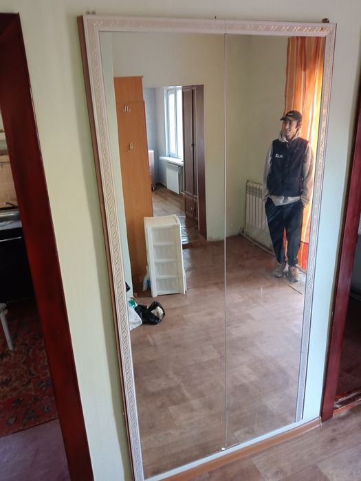 Продается зеркало