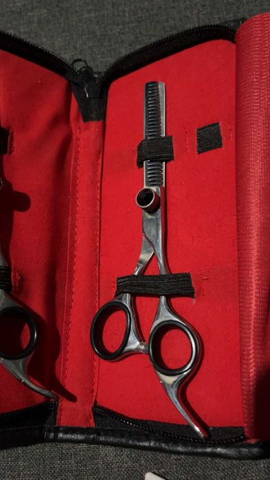 Set Foarfeci Profesionale Surgi Corp INTL. FRIZERIE