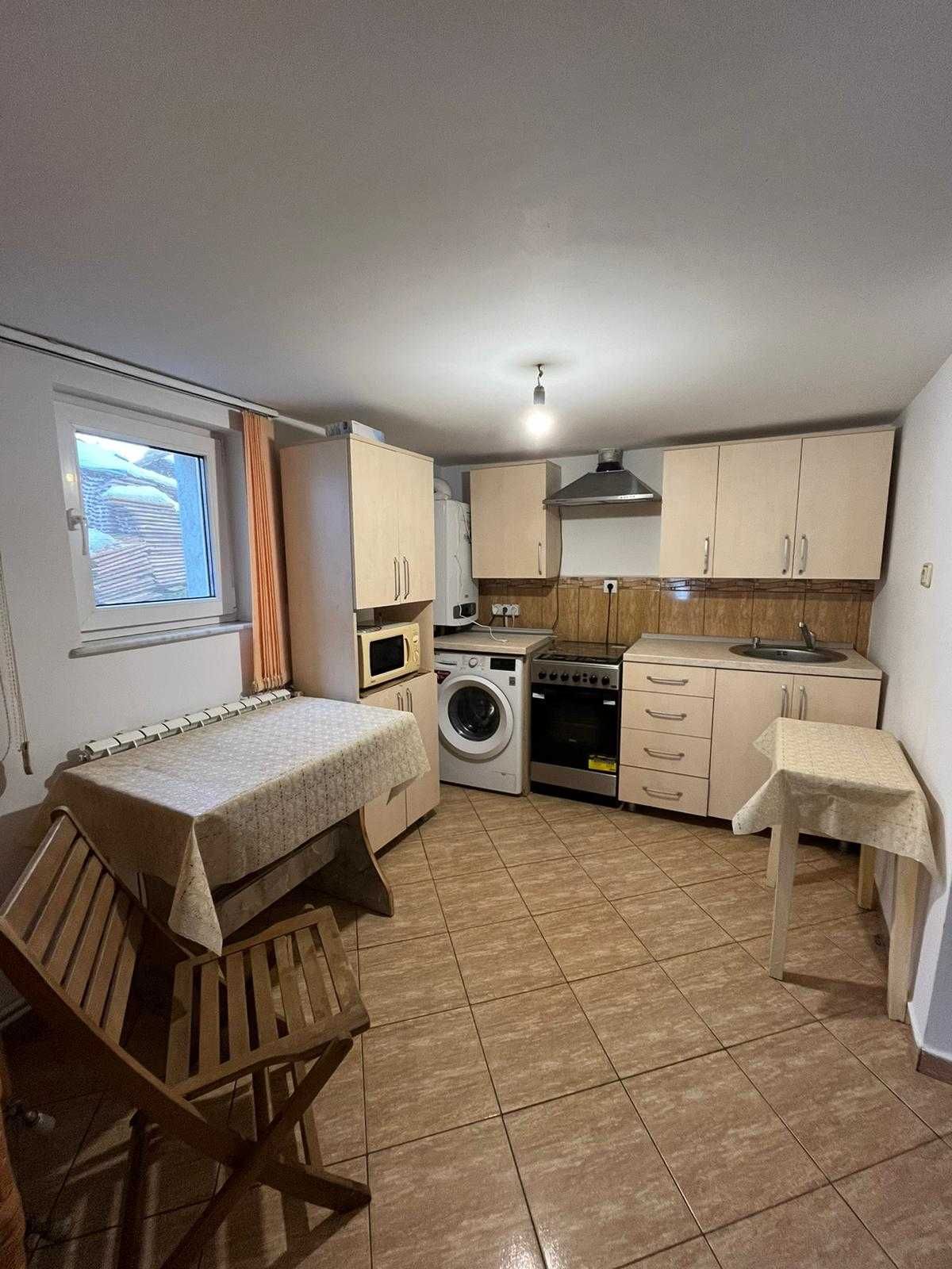 Apartament de inchiriat