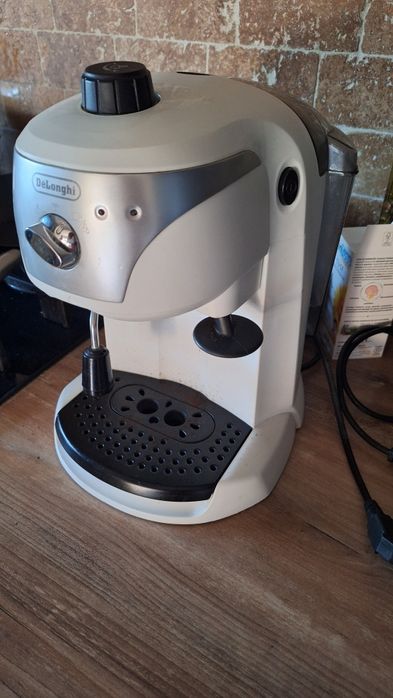 Espresor cafea manual DeLonghi