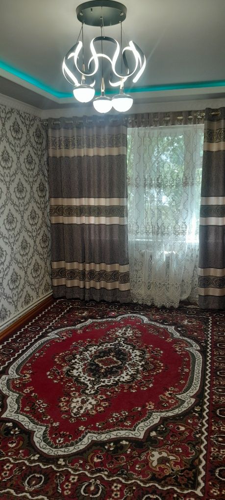 3-комнатная квартира, 1 мкр, Чирчик