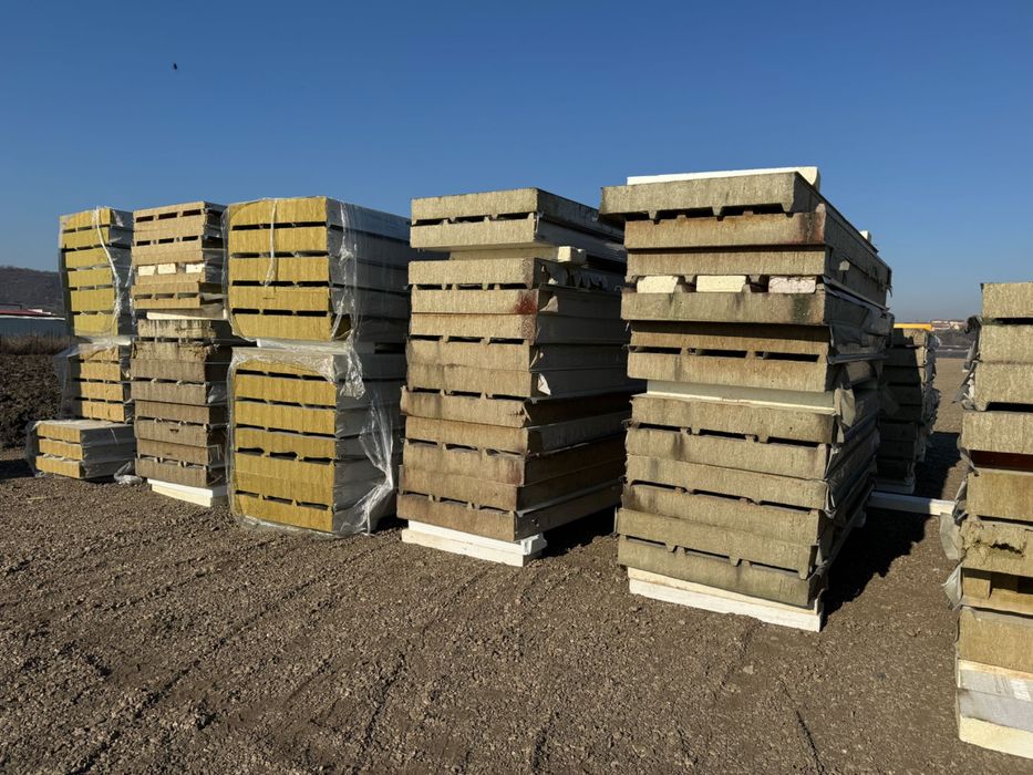 Panou Sandwich pentru acoperis oferta limitata, depozit AIUD