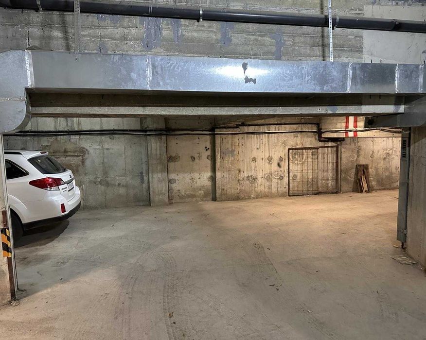 Дава се под наем Гараж / Паркомясто в Варна, Базар Левски - 18 кв.м за 90 € - Снимка #2