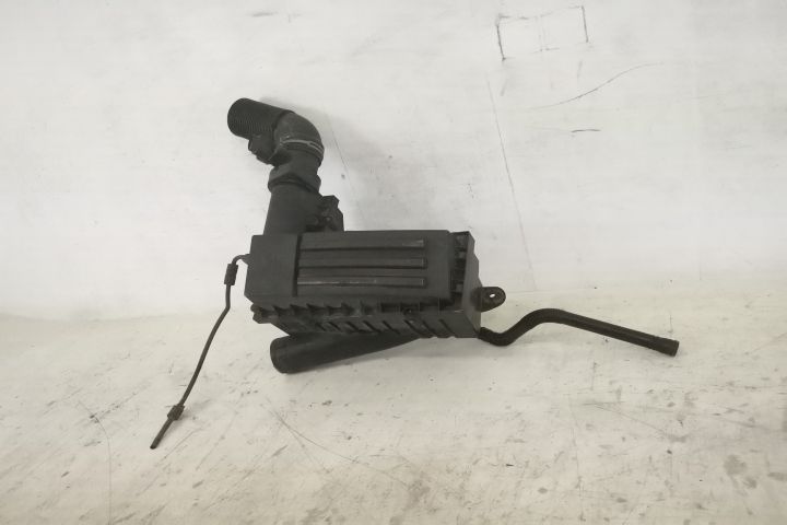 Оригинален Въздушен Филтър Корпус В Добро Състояние Фолксваген ВВ Паса