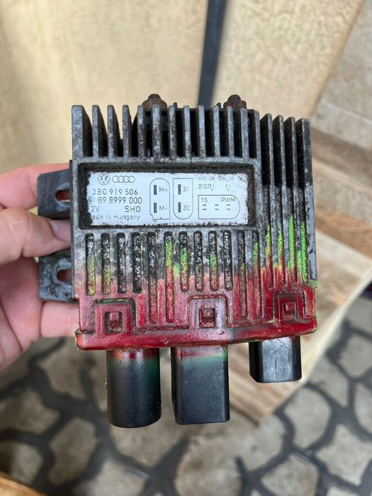 Releu electroventilator VW T5