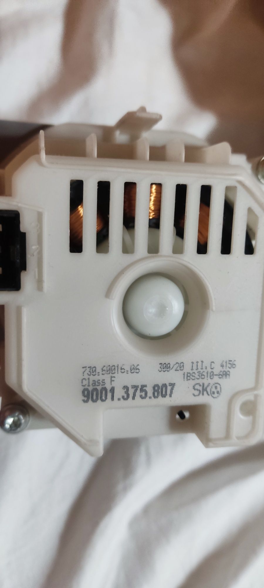 Циркулационни Помпи за съдомиялна bosch siemens neff