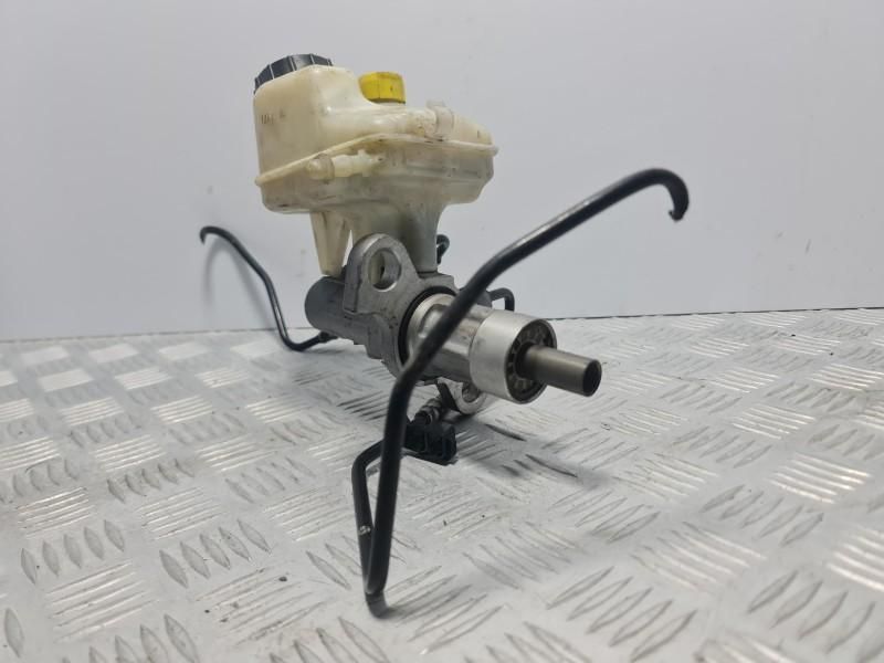 Vas pompa lichid frana Opel Astra J